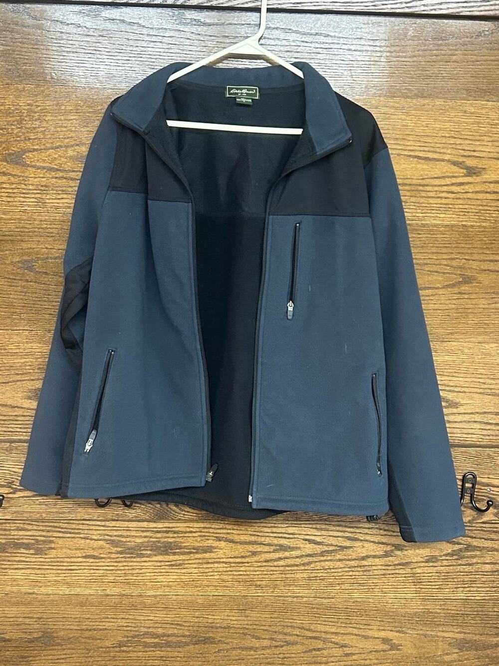 Eddie Bauer Large Polyester Men’s Coat